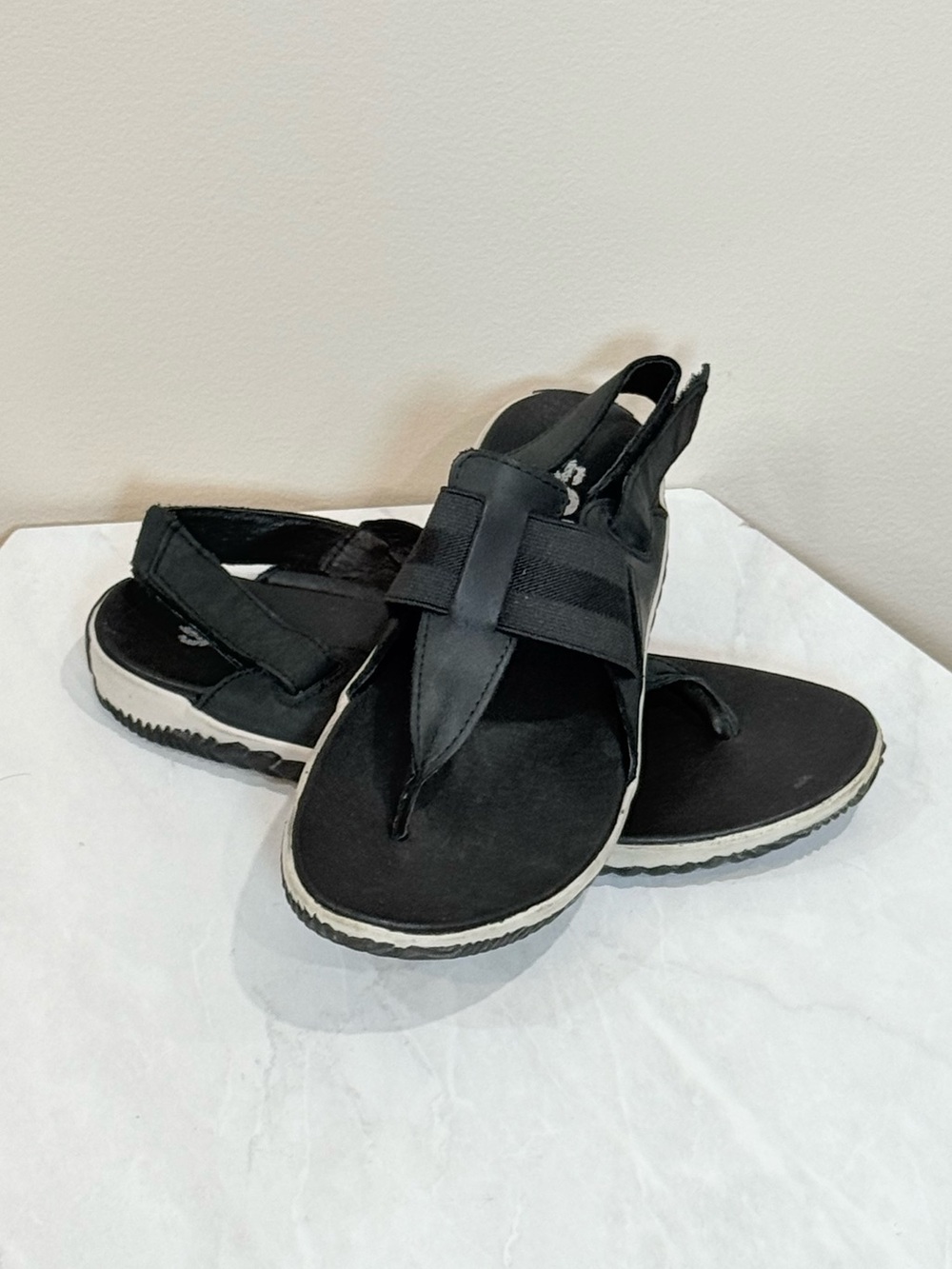 🔥Sorrel Women’s Black Sport Thong Sandals - Comfortable Everyday Wear Size 6 EC🔥
